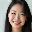 미소 짓는 정은채 님의 얼굴 사진